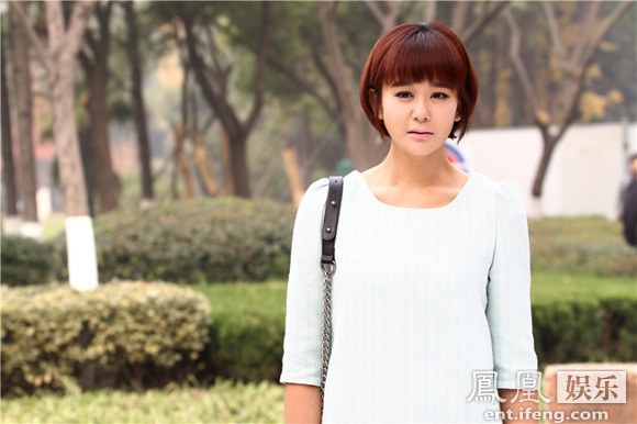 李依晓,海陆,李进荣,张迪,刘萌萌,叶相明等主演的电视剧《家和万事兴