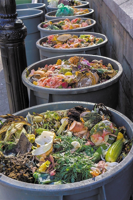 "城里人浪费, 农村来打工的也浪费"