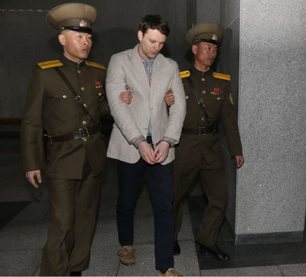 白宫回应朝鲜劳教美国大学生:立即放人