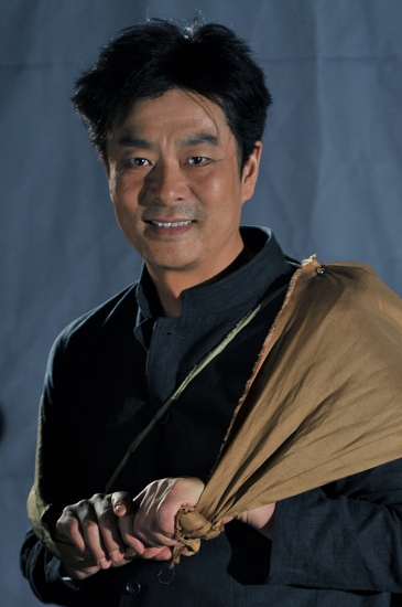 《原野》中濮存昕饰演的焦大星