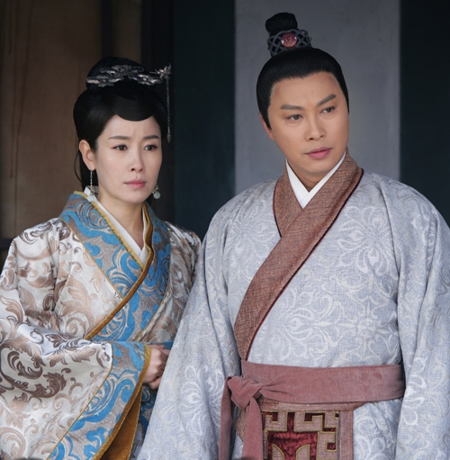 凤凰牡丹否认抄袭步步惊心