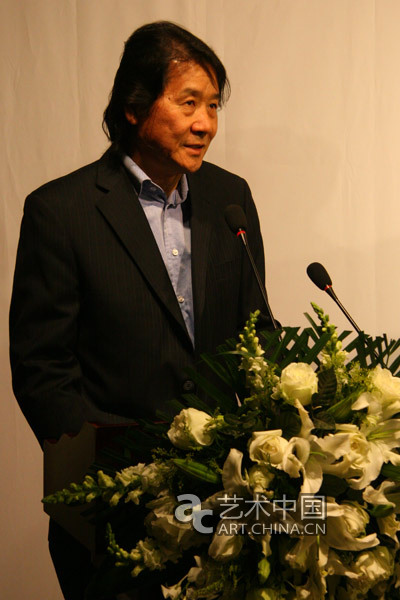 画院院长杨晓阳在开幕式上致辞克拉玛依副市长丁有明在开幕式上致辞