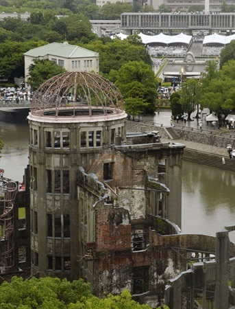 日本广岛举行核爆69周年纪念