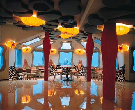 豪华水下餐厅:以色列海洋水底生物主题餐厅