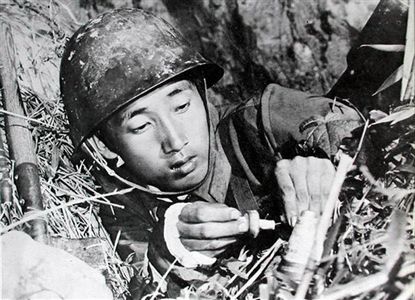 正在排雷的骆牧渊(资料图)