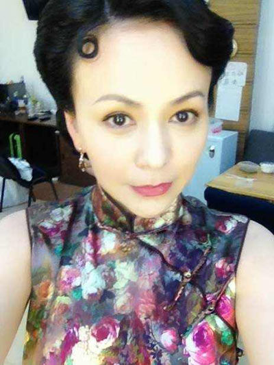 "雪姨"王琳本尊录制神曲网络爆红:傅文佩开门呐