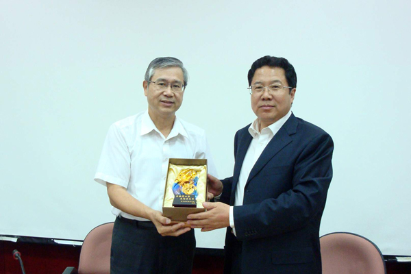 拜会台北海洋技术学院刘贤德副校长