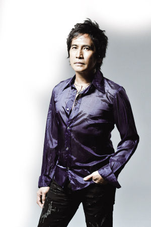 老牌实力派歌手齐秦助阵