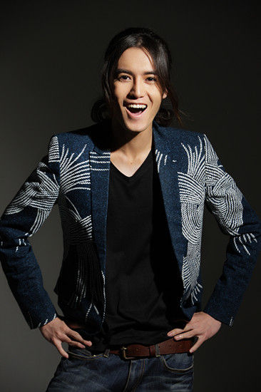 张天野积极现逆袭赛 影视歌全栖发展受关注