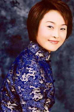 李慧:新闻主播的妩媚