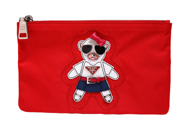 prada最新小熊钥匙扣最讨人喜欢的大牌礼物