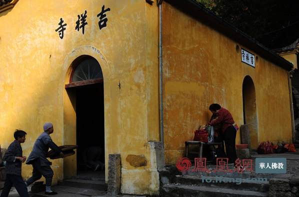 陈强作品空门中国佛教圣地九华山