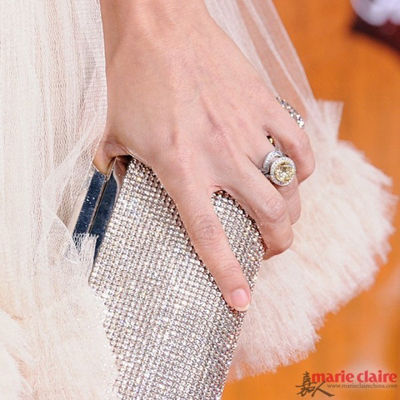 璀璨夺目好莱坞女星的订婚戒指