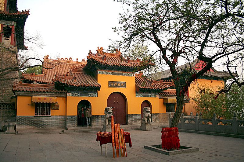 山东济南寺庙图片