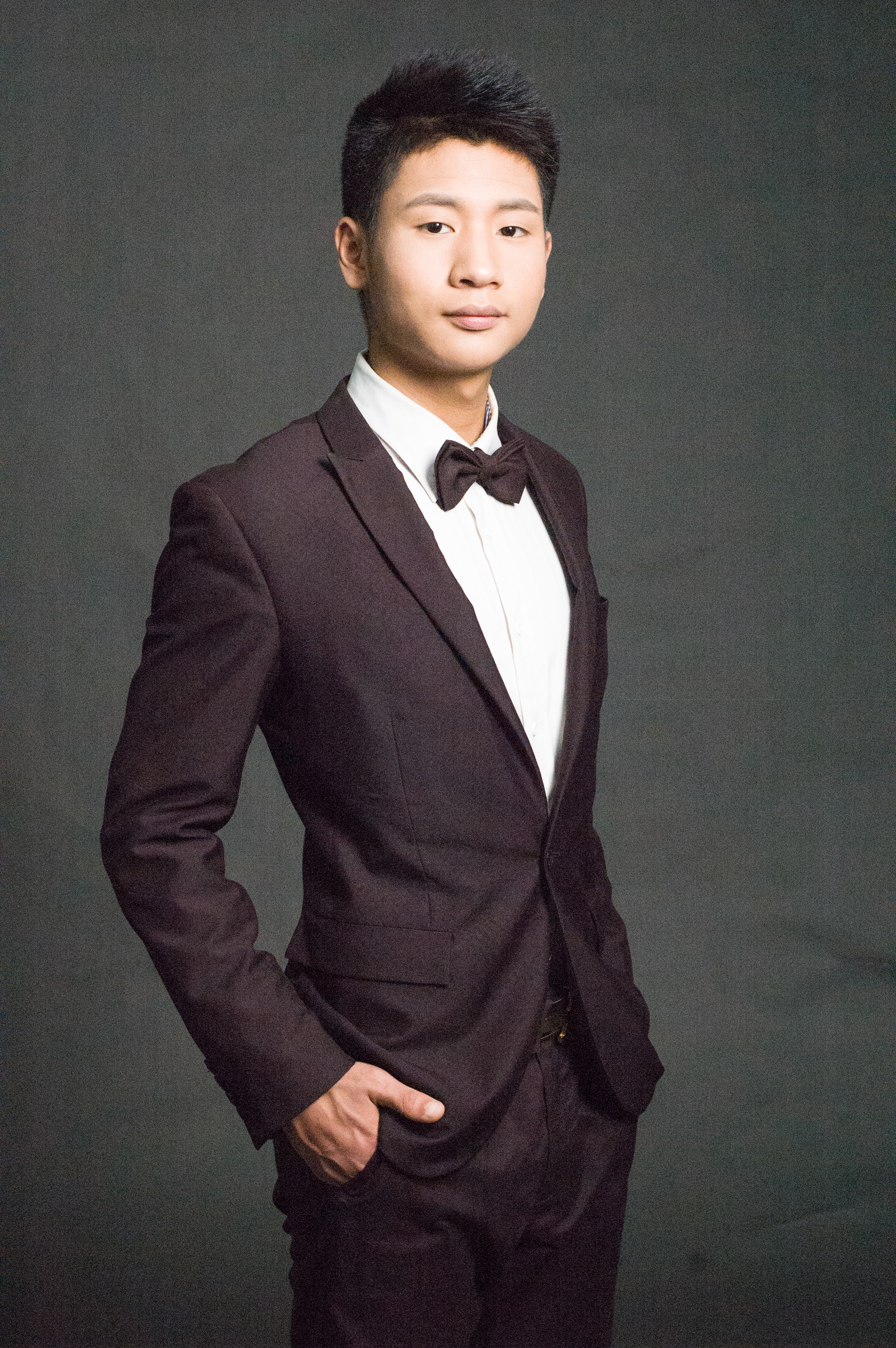 赵青霆18岁当总裁