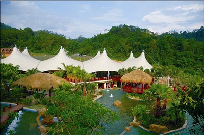 盘龙峡桃花寨的温泉早已为人所知