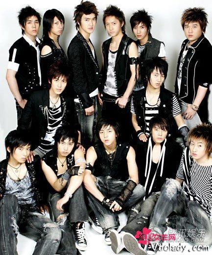 越南天团hkt组合走红雷人大胆非主流发型无人能比