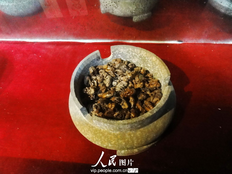 神秘巫术湘西防止男人在外招花惹草的盅毒组图