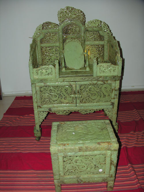 汉玉凳事件中谁在造假