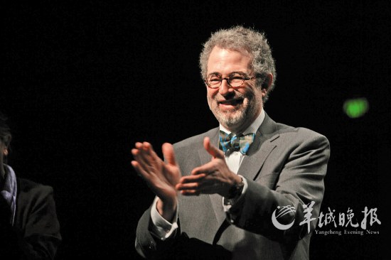 克莱夫·巴达来到广州