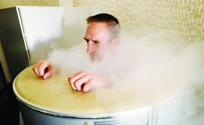 蒸桑拿?是冷冻治疗!