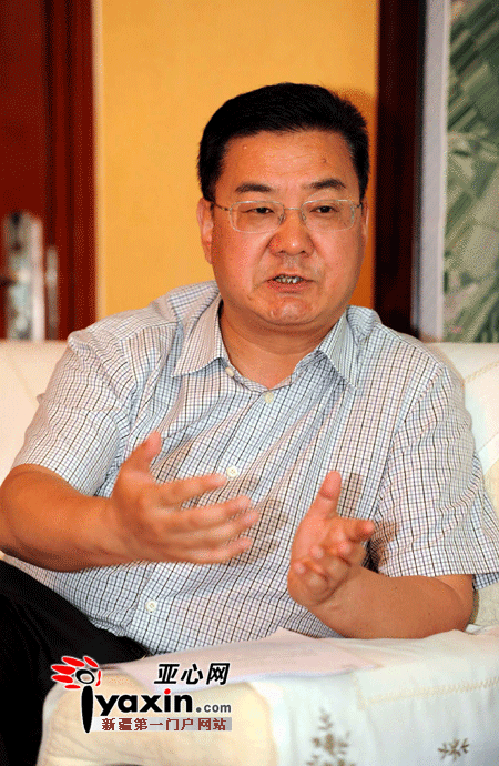 本网专访昌吉州党委常委昌吉市委书记何永慧