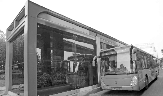 公交换乘站的空调 为啥坏了一个多月才修好?