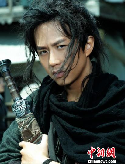 《四大名捕》邓超一秒变"狼人" 刘亦菲等待爱情