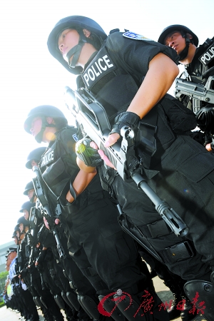 威武的人民警察.