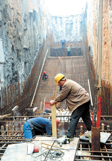 长沙地铁1号线19个车站开建