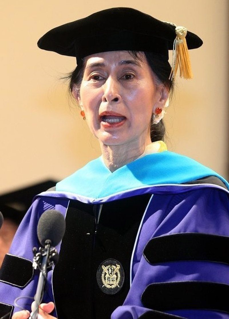 昂山素季获首尔大学名誉博士学位 与韩星共进晚餐(高清组图)