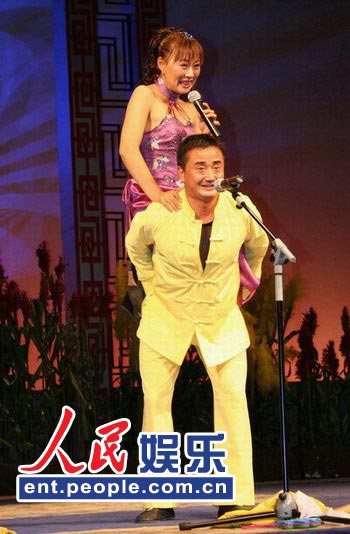 刘一水的扮演者闫光明vs谢永强妈的扮演者赵海燕在现实中是夫妻