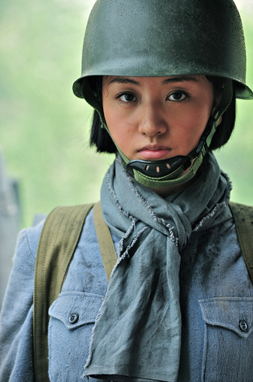 《锁定美军特使》开播 杨蓉徐洪浩温情开场