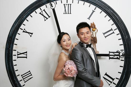 《亲爱的回家》晒婚纱照 暗示蒋毅韩雪再续前缘