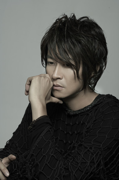 游鸿明亮相《天声一队》 "油漆王"组合成功"牵手"