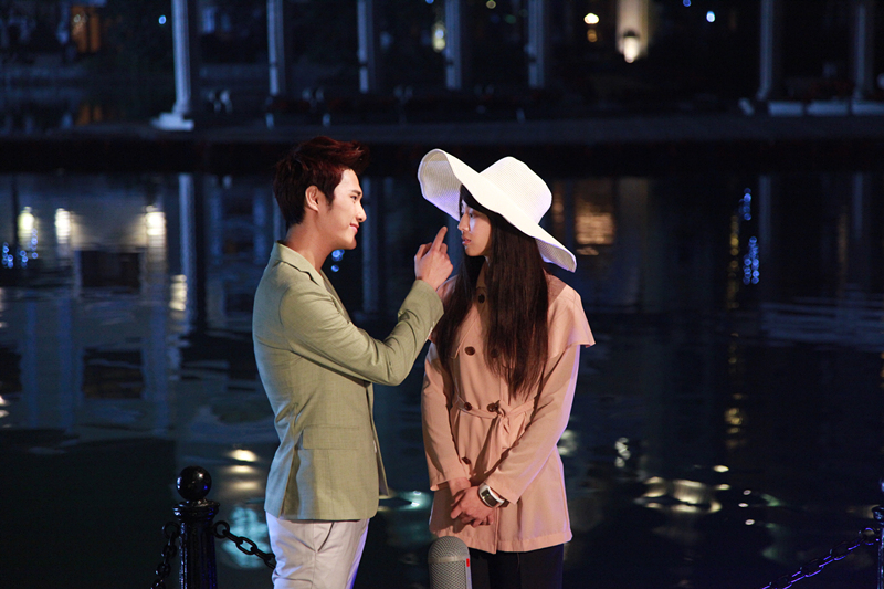 《童话二分之一》朱梓骁张钧甯上演"欢喜冤家"