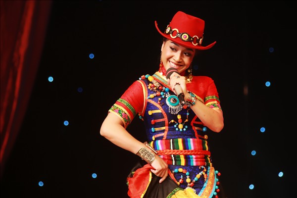 茸芭莘那做客天天把歌唱云南民歌情动人心