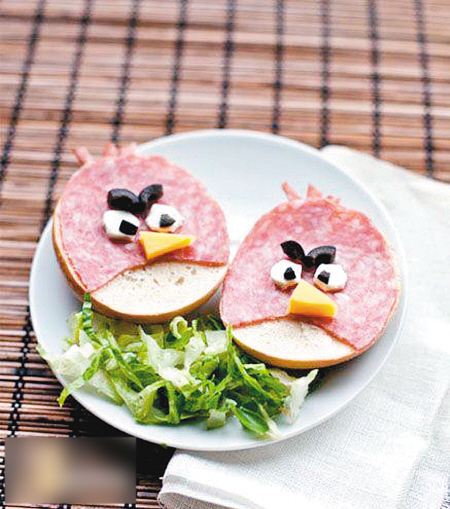 妈妈为5岁儿打造爱心早餐不重样引网友羡慕嫉妒恨