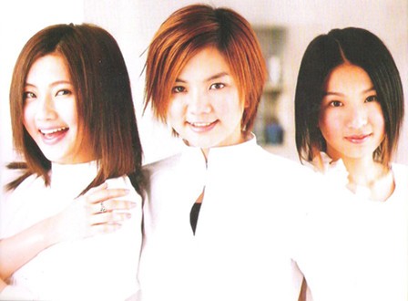 she合体演出备受瞩目早年青涩照曝光