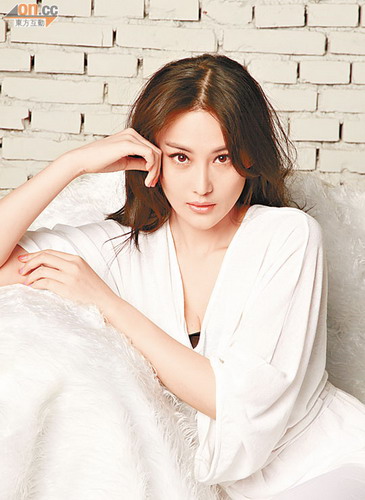 吴卓羲分手剖白表不舍称张馨予开心就足够