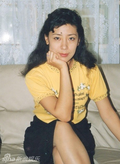 组图:59岁关牧村昔日青涩照曝光