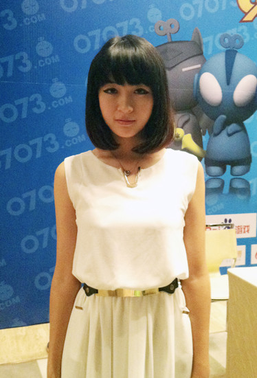 阿悄受邀游戏风云榜现场献唱陪我去流浪图