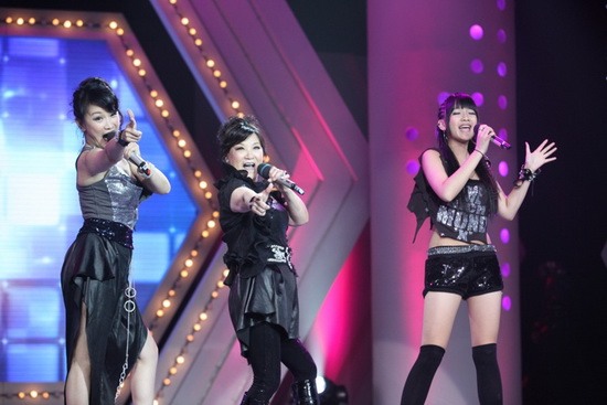 新娱乐妈妈咪呀今首播黄金雷组合集体失声