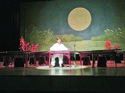 省级古琴传承人桂世民在王谢故居收徒