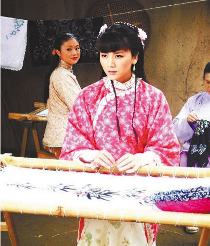 昨日在电视剧《黄梅戏宗师传奇》发布会上,女主角曹曦文首度大方谈及