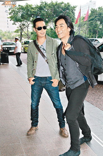 谢天华郑伊健遭丝袜套头迎新娘挟佘诗曼做人质