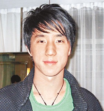 房祖名自称生活中大男人:有责任感更有担当