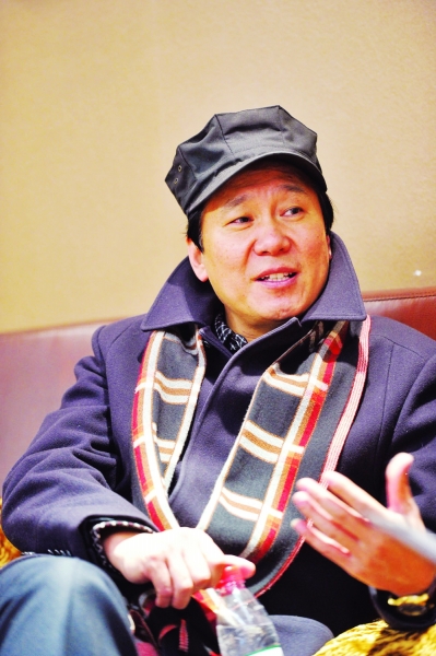 外校学生参加全城高考点映赵卫国倾情客串