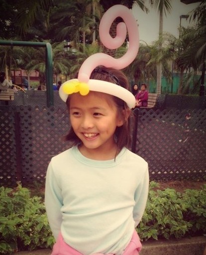 43岁张延9岁女儿近照曝光多才多艺神似妈妈图