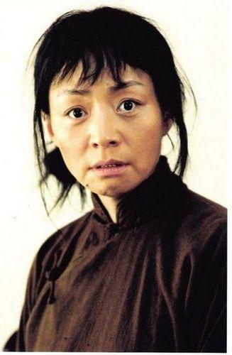 宋丹丹51岁穿学生制服被赞萌海量年轻萌照曝光